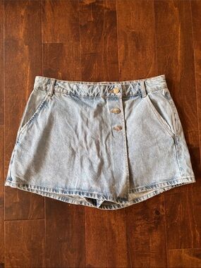 Zara Denim Skort Light Wash Button Front Women’s Large L